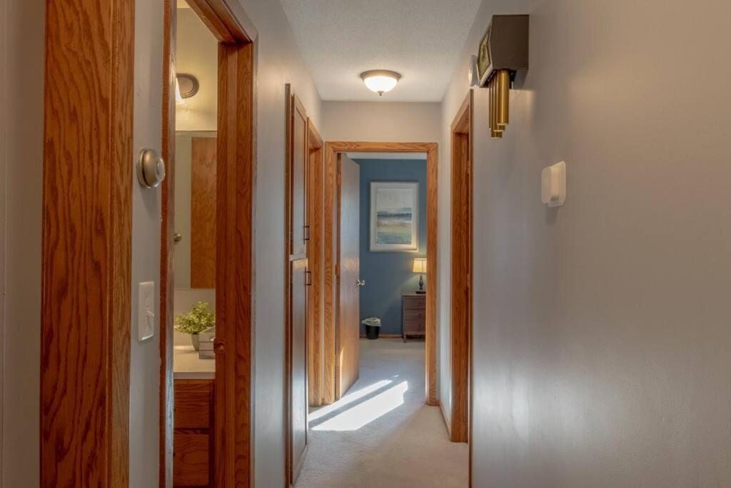 Family Home W/ 2 King, 2 Queen Beds + Game Room ベミジー エクステリア 写真