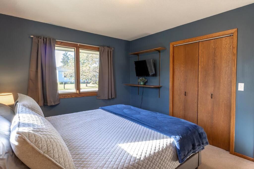Family Home W/ 2 King, 2 Queen Beds + Game Room ベミジー エクステリア 写真