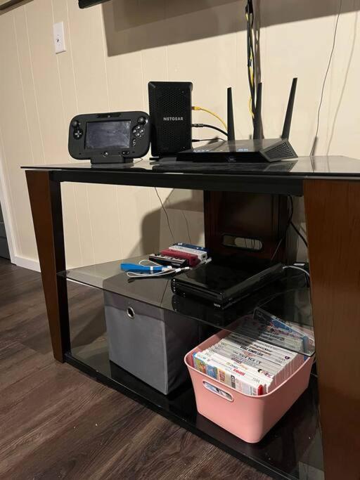 Family Home W/ 2 King, 2 Queen Beds + Game Room ベミジー エクステリア 写真